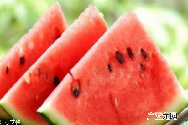 孕妇湿气重吃什么 减少盐分摄入