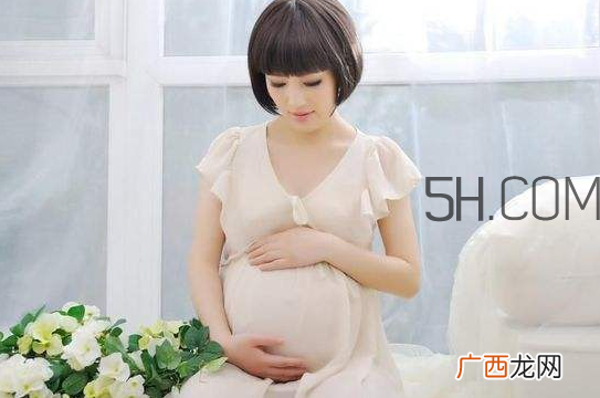 孕妇牙龈发炎肿痛怎么办？早孕白带有什么变化？