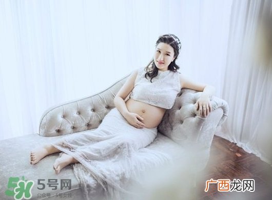 孕妇坐火车需要证明吗？孕妇坐火车吃什么？