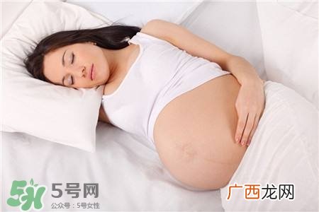 孕妇可以坐火车吗？孕妇坐火车需要注意什么？