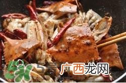 香辣蟹怎么做最好吃？香辣蟹怎么处理螃蟹？