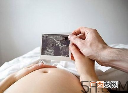 羊水过少能顺产吗?羊水过少的原因
