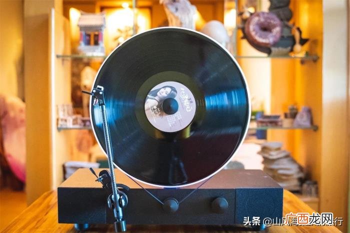 黑胶唱片机，黑武士HiFi立式黑胶唱片机试用体验