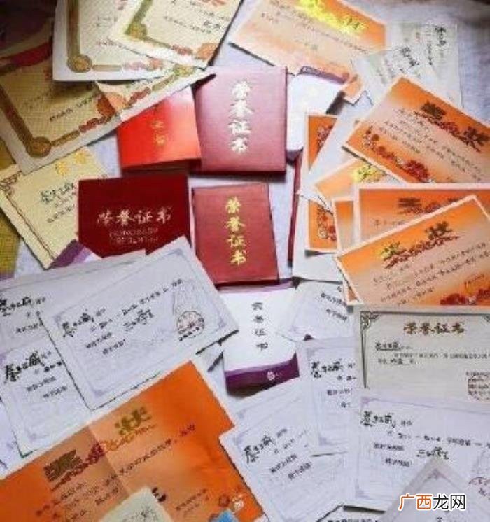 赵薇与杨幂，赵薇同框杨幂主要还是输在了身材上