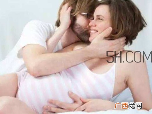 孕晚期同房有助于生产吗?孕晚期同房对胎儿有影响吗?