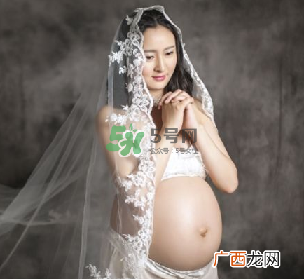 秋天孕妇可以吃丝瓜吗?秋天孕妇吃丝瓜好吗?