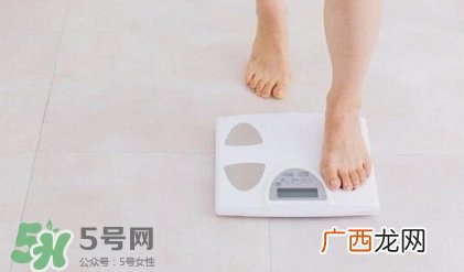 妊娠纹什么时候变白？妊娠纹产品什么时候用？