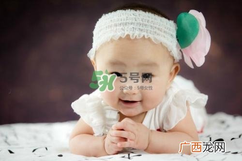 脐带绕颈是什么意思？脐带绕颈两周怎么纠正？