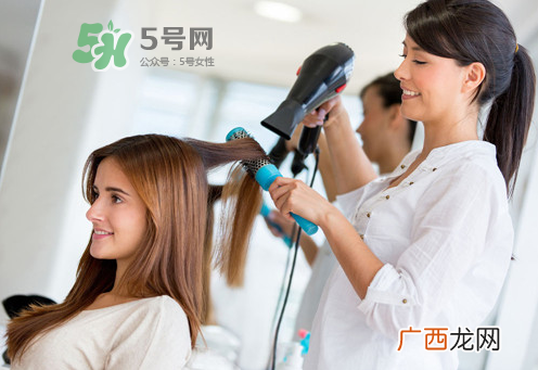 孕妇可以用冷水洗头吗？孕妇洗头可以按摩吗？