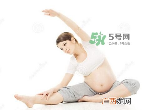 孕妇睡觉能伸懒腰吗？孕妇睡觉伸懒腰对胎儿有什么影响？