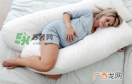 孕妇为什么要左侧卧睡？孕妇一定要左侧睡吗？