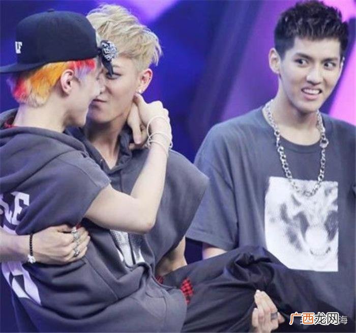 吴亦凡同台，吴亦凡黄子韬归国后首同台却无交流