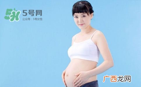 孕期肚皮痒是怎么回事？妊娠纹痒怎么办？