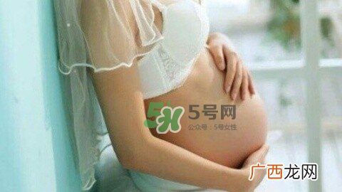 孕期肚皮痒是怎么回事？妊娠纹痒怎么办？