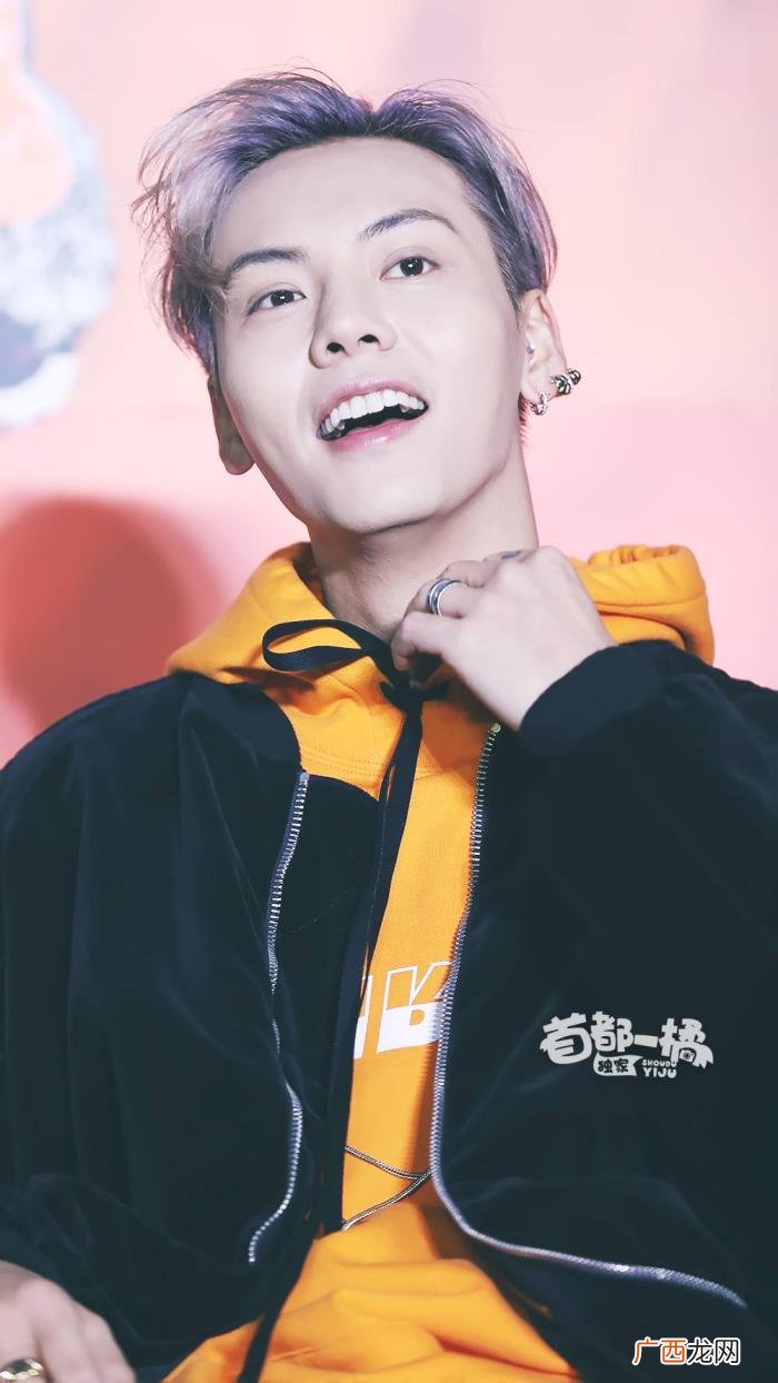 陈伟霆拼音，陈伟霆为了证明自己普通话好现场拼拼音