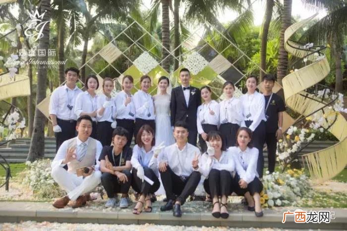 杨子姗婚礼，看了杨子姗这场婚礼答谢宴你就明白