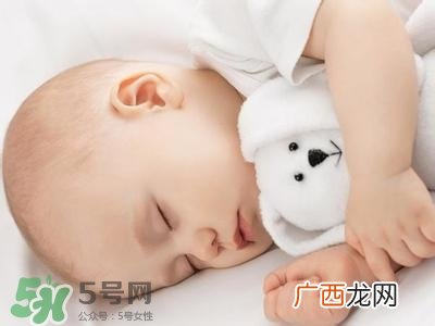 孕中期睡姿 怀孕中期的注意事项