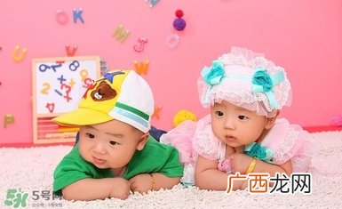怀男孩女孩的区别在哪里？怀男孩女孩初期症状有什么不同？