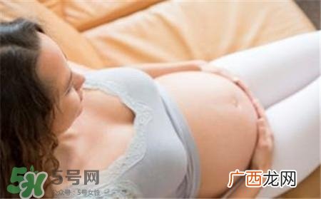 怀男孩女孩的区别在哪里？怀男孩女孩初期症状有什么不同？