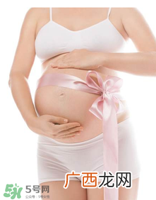 孕期能用酒精退烧吗？孕期用酒精退烧有什么危害？