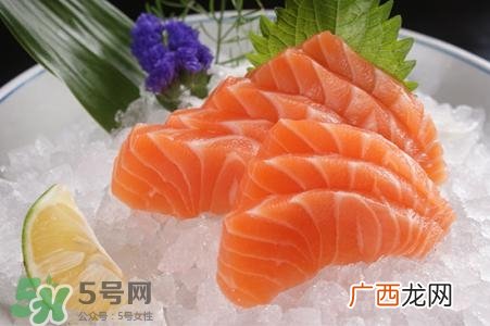 孕妇可以吃三文鱼吗？孕妇可以吃三文鱼寿司吗？