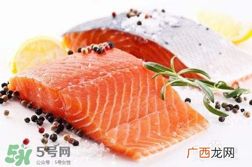 孕妇可以吃三文鱼吗？孕妇可以吃三文鱼寿司吗？