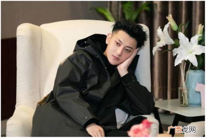 黄子韬的熊，黄子韬携手周冬雨王彦霖尹正北极寻熊