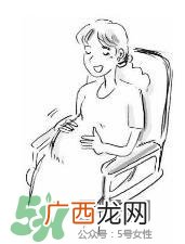 孕妇摸肚子对胎儿有什么危害吗?孕妇摸肚子的正确方法?