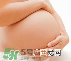 孕妇摸肚子对胎儿有什么危害吗?孕妇摸肚子的正确方法?