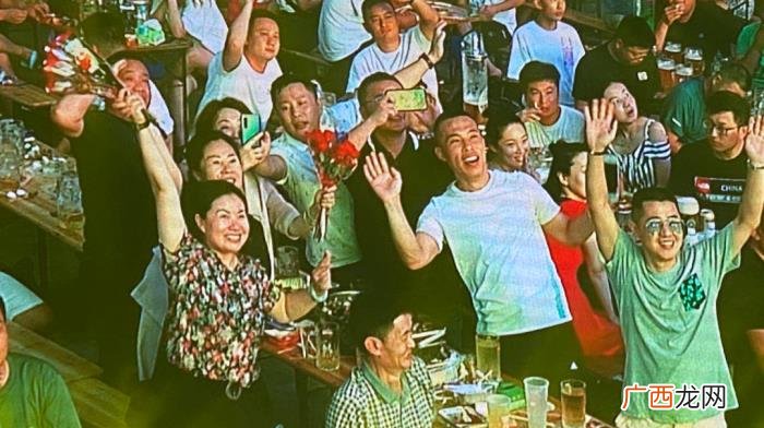 青岛张育亮，张育亮董事长携证圣天成高管玩转青岛啤酒节