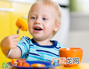 胎动的早怀的就是男孩吗？胎动的如何判断性别？