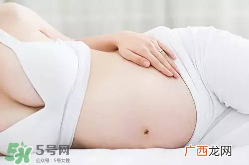 孕妇睡觉姿势会影响胎儿吗 孕妇怎么睡觉姿势最好