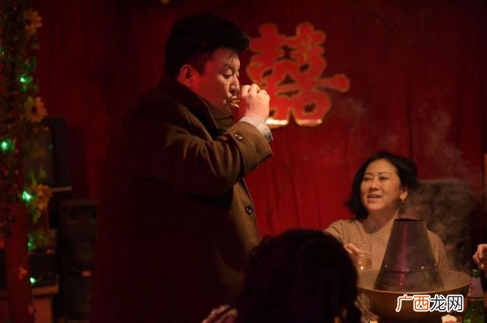 张磊演员男，青岛籍演员张磊带你开启一段黑色推理