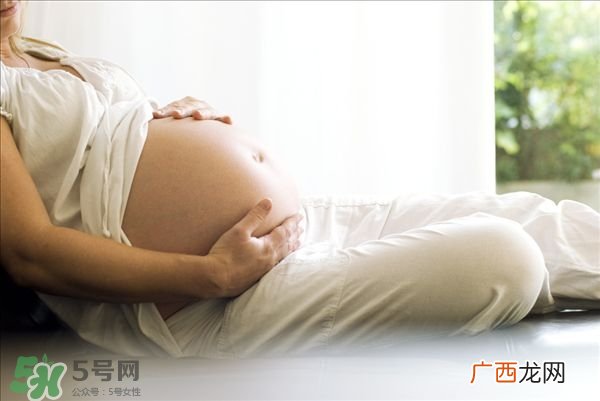孕晚期宫缩是什么感觉 孕晚期宫缩怎么办