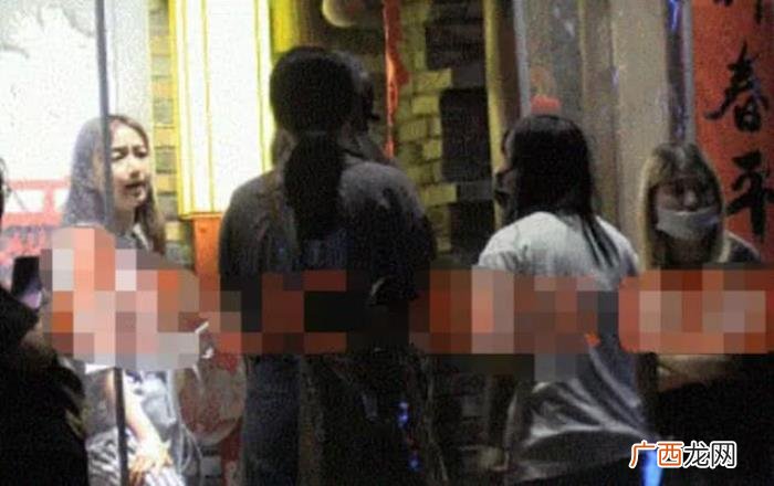 脱粉李易峰，肖战千玺被摸手李易峰鹿晗遭脱粉反踩