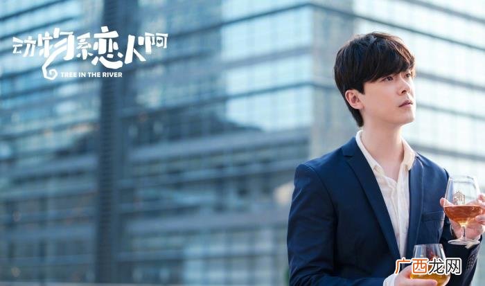 陈伟霆关智斌，陈伟霆关智斌师弟拍内地偶像剧成功抢镜
