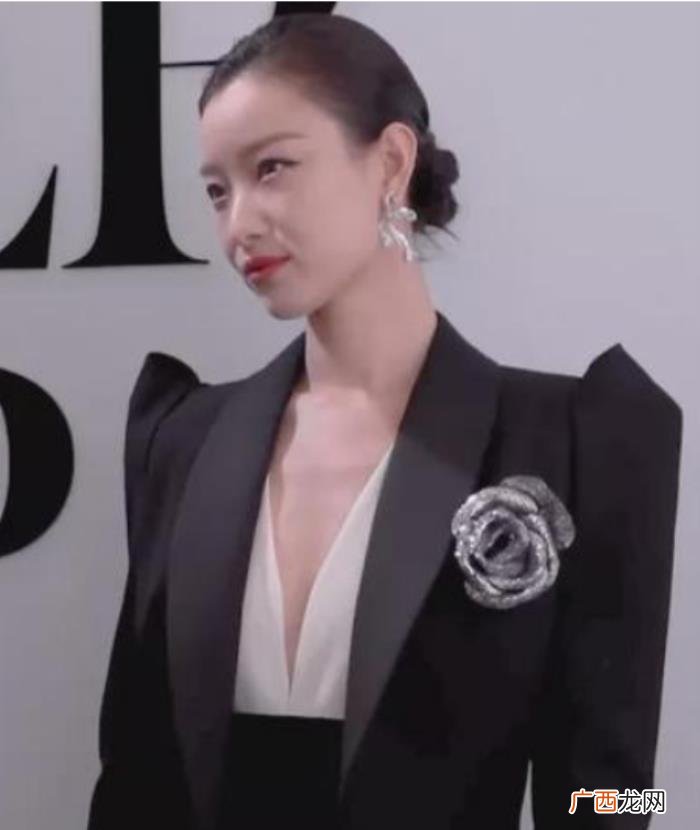 孙俪和刘诗诗，左拥孙俪杨幂刘诗诗右抱倪妮唐嫣像甄嬛传