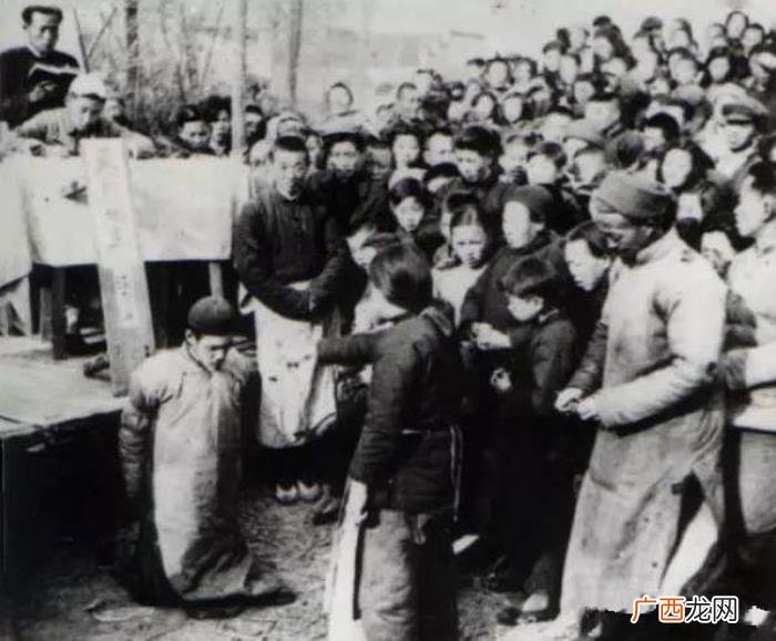 吴亦凡外国人，吴亦凡只跟外国人合影而拒绝中国人