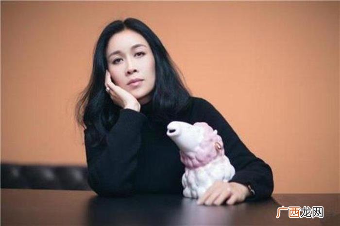 明星贵族后裔，有哪些现在的明星是满清贵族的后代