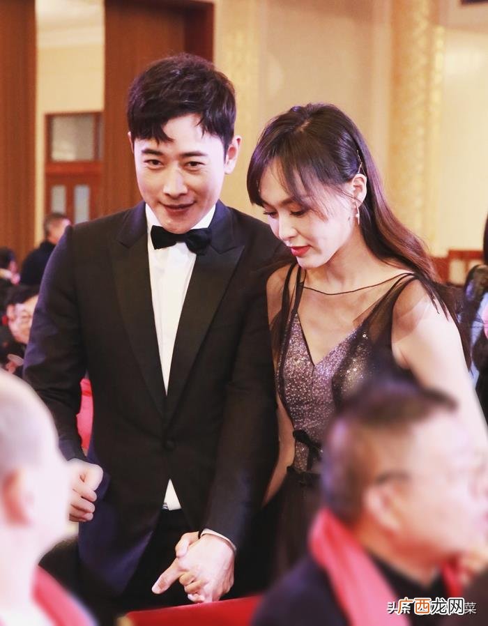 罗晋比唐嫣大，唐嫣和罗晋对女儿的成长想法不一致
