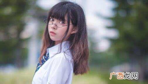 女朋友经常不回我消息是什么原因，该怎么办？