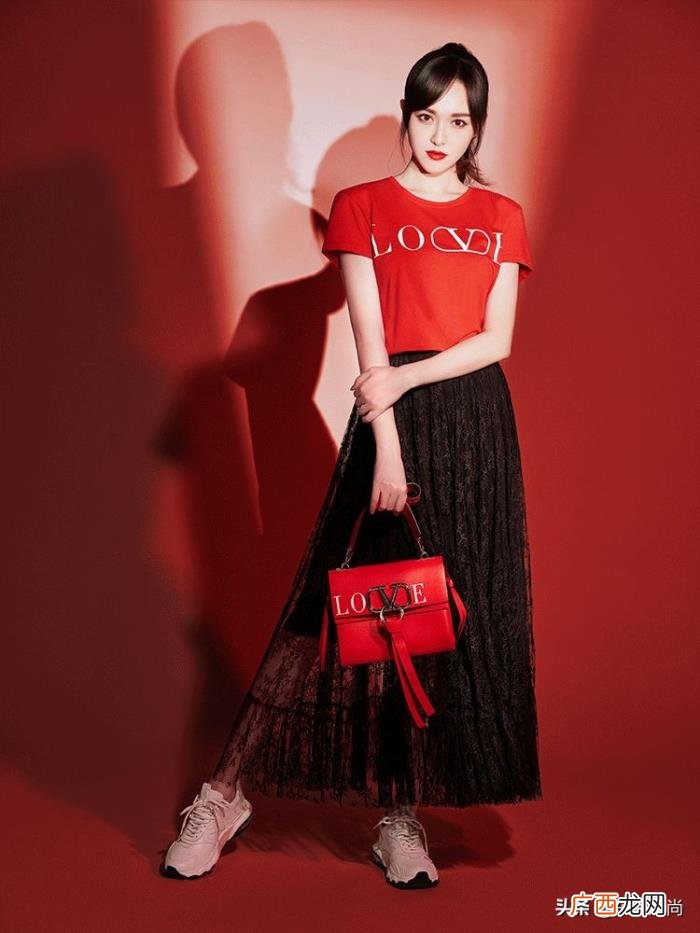 张艺兴与唐嫣，张艺兴、唐嫣精彩演绎VALENTINO