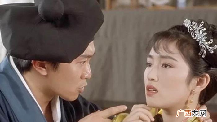 巩俐长相土气，年轻时略显土气的巩俐为何能够出演秋香