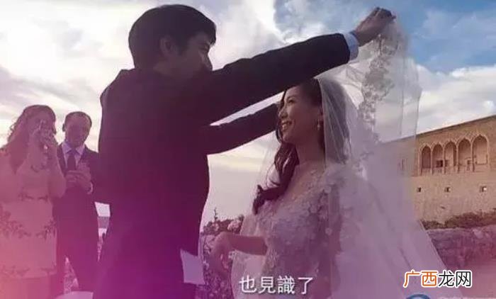 王力宏腹肌图片，跑男王力宏半裸晒腹肌