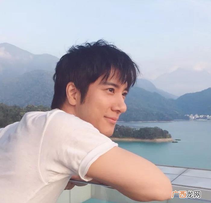 吴彦祖和王力宏谁更帅,王力宏晒与吴彦祖合照