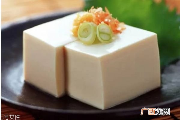 产后奶水不足吃什么好 推荐几款催乳食物