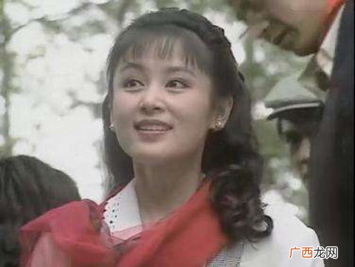 陈红琼瑶剧照，23岁陈红首次出演的那部琼瑶作品