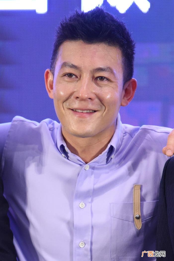 1400张艳照上的15位女星 钟欣潼艳照门