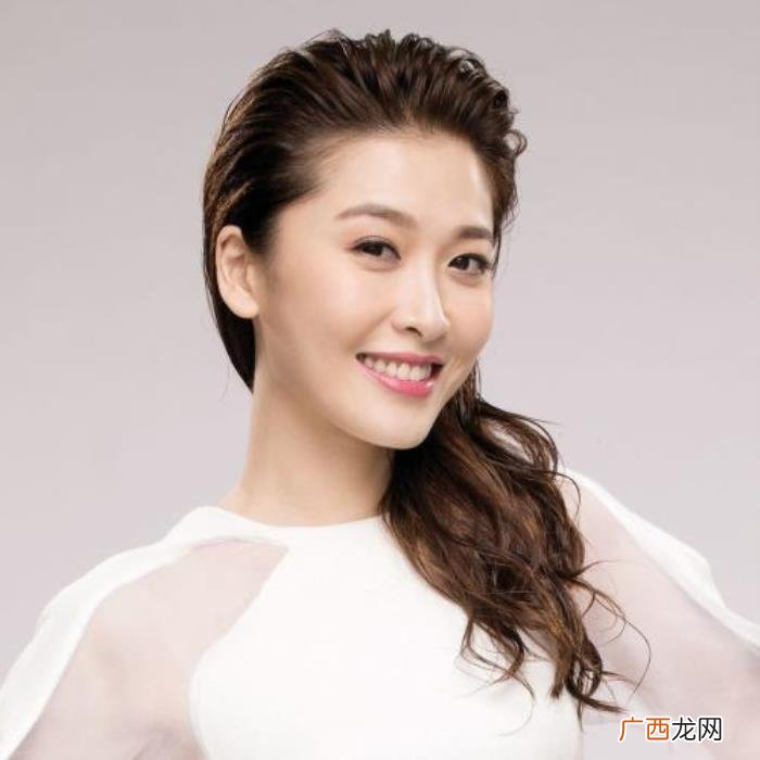 1400张艳照上的15位女星 钟欣潼艳照门