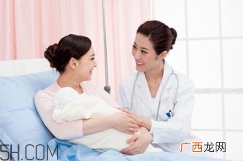 顺产时吃什么补充体力？生孩子时可以吃东西吗？